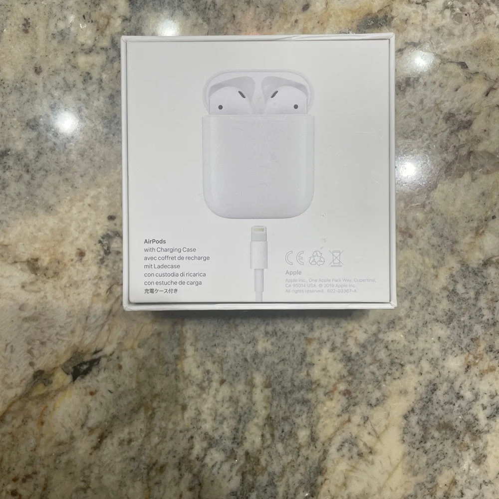 Apple White Wireless Earbuds